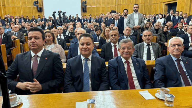 Yeni Yol Grubu, İmralı'ya gitmeme kararı aldı