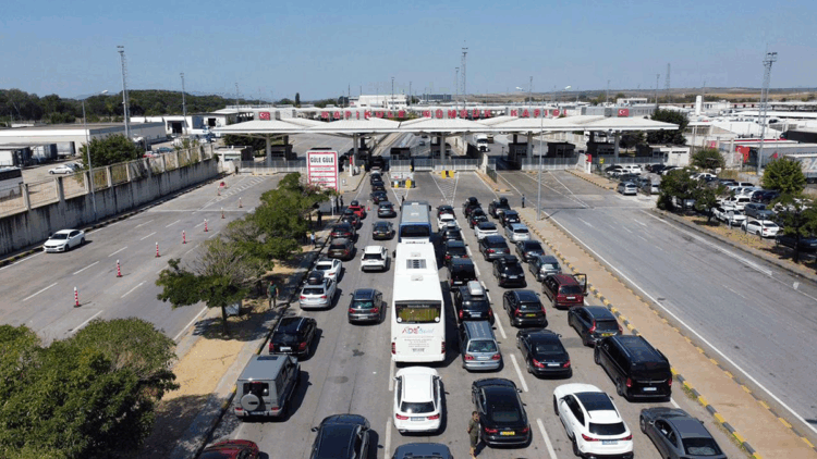 Yerli plakalı taşıtların gümrük kapılarındaki işlemleri hızlanacak