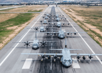 Yunanistan'dan tepki çeken C130 paylaşımı: 'Günün fotoğrafı' diye paylaştılar