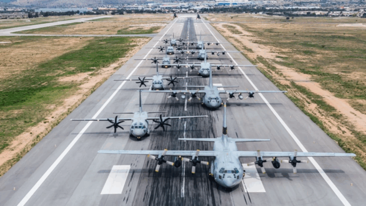 Yunanistan'dan tepki çeken C130 paylaşımı: 'Günün fotoğrafı' diye paylaştılar