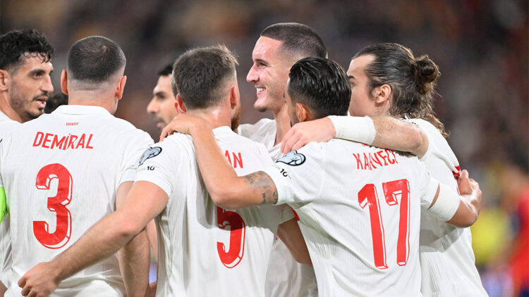 Türkiye İspanya ile 2-2 berabere kaldı