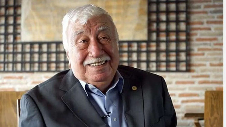 Ahmet Gülhan hayatını kaybetti