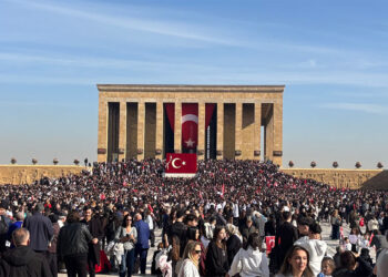 10 Kasım'da Anıtkabir'de ziyaretçi rekoru kırıldı