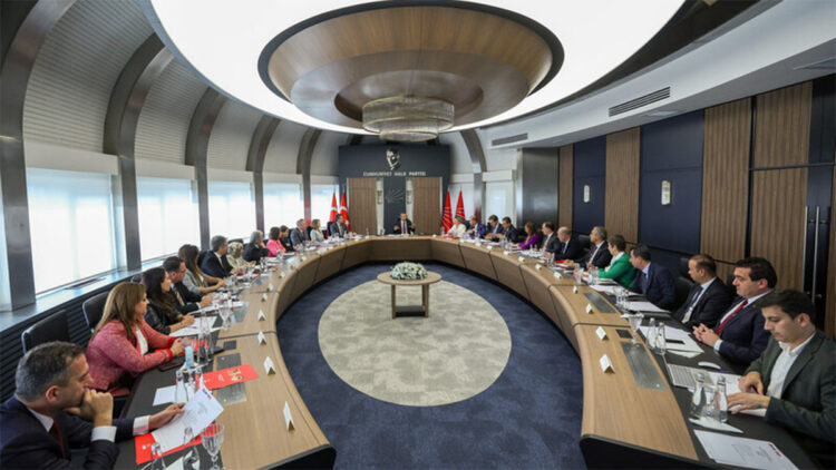 CHP Merkez Yönetim Kurulu Olağan Kurultay öncesi son toplantısını yaptı
