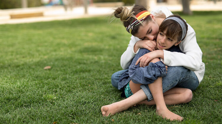 Ebeveyn olmak zorunda kalan çocuklar!