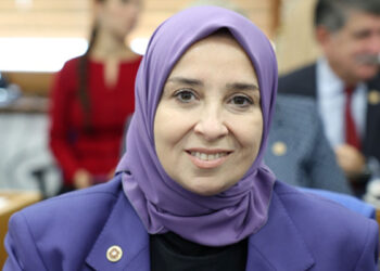 Yoksulluğu bitiren bir sosyal devlet istiyoruz