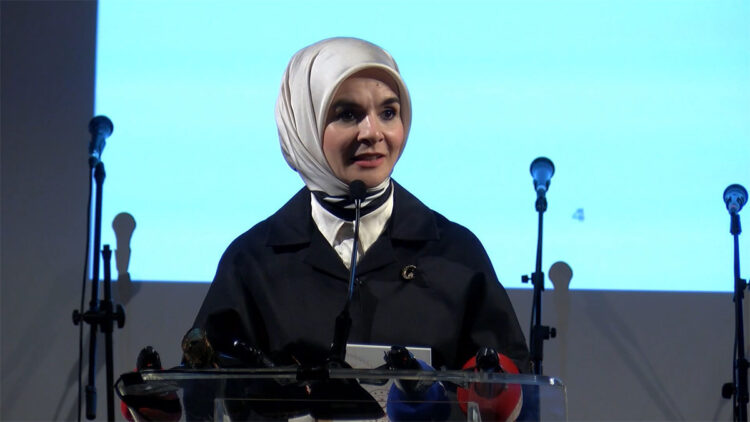 Lübnan ile 1 milyar doları aşan ticaret hacmimiz ile ikili ilişkilerimizi derinleştireceğiz