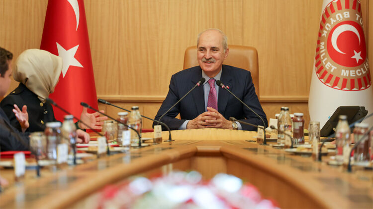 Dünyanın en büyük yoksulluğu adalet yoksulluğudur