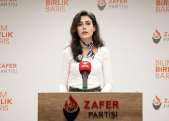 10 Kasım gibi bir tarihi okulları tatil ederek unutturamazsınız