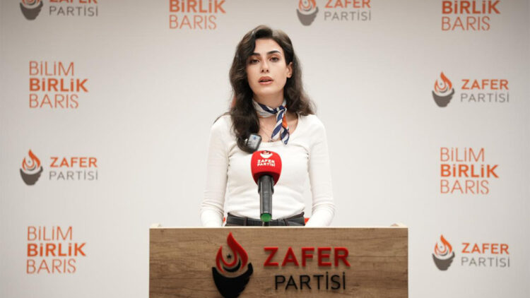 10 Kasım gibi bir tarihi okulları tatil ederek unutturamazsınız