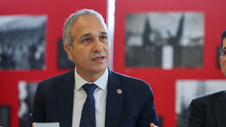 100 bin kaçak personel var Türkiye'de