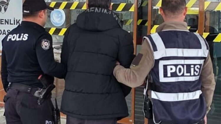 6 ayrı suçtan aranan Cezayirli hükümlü sahte kimlikle yakalandı