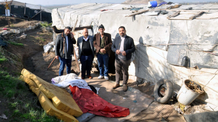 3 yıldır çadırda yaşayan aile, yardım kampanyasıyla ev sahibi oldu