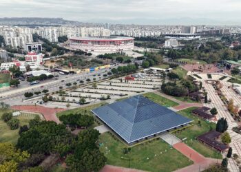 6 milyar dolarlık arazi davasında yeni gelişme; işletmeler mühürleniyor