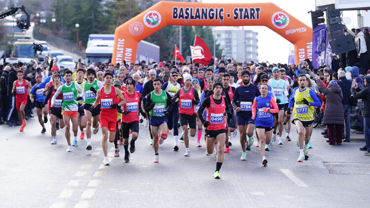 90'ıncı Büyük Atatürk Koşusu Ankara'da gerçekleştirildi