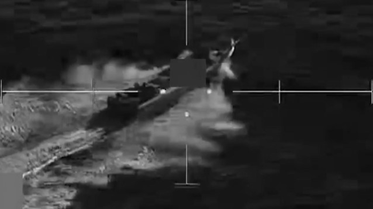 ABD, Doğu Pasifik'te uyuşturucu taşıyan tekneye saldırı düzenledi: 4 ölü