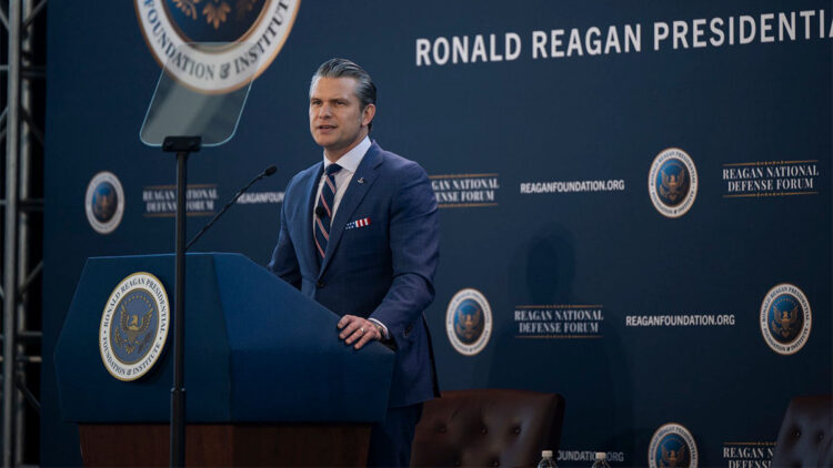 Donald Trump ülkesinin çıkarlarını korumak için güç kullanmaya hazır