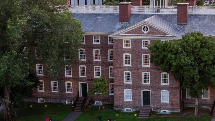 Brown Üniversitesi'nde silahlı saldırı; 2 ölü