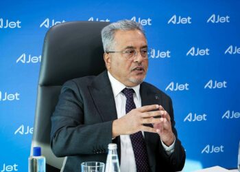 AJet'in zamanında kalkış oranı yüzde 80