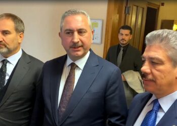 AK Parti, 'Terörsüz Türkiye' raporunu TBMM'ye sundu; Müstakil kanun önerisi