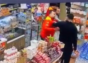 Akaryakıt istasyonu çalışanına kafa atıp yumrukla darbeden şüpheli gözaltında