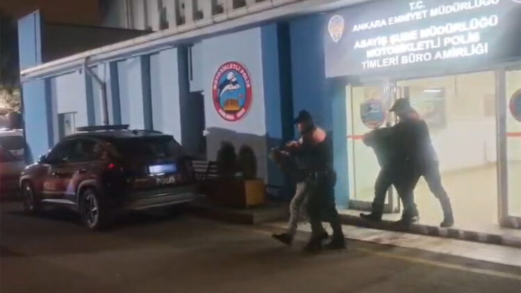 Ankara’da bir TIR’da uyuşturucu ve 73 bin 476 adet sentetik ecza ele geçirildi