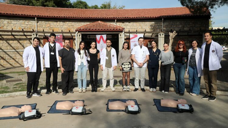 AÜ'de yaşam desteği farkındalık etkinliği düzenlendi