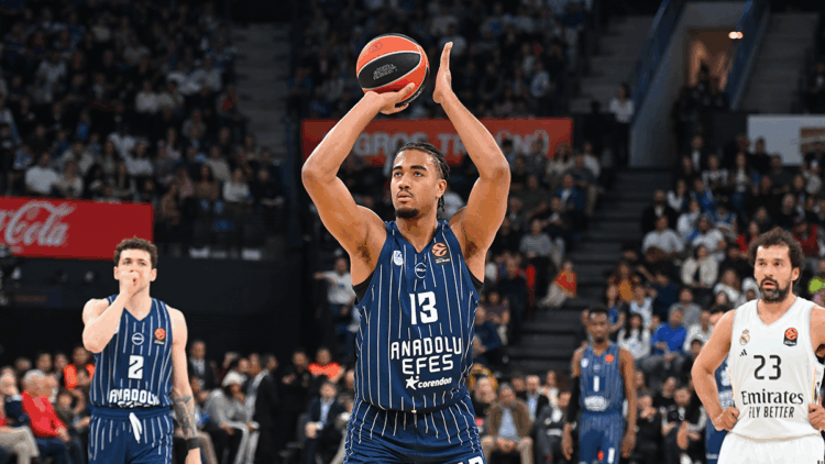 Anadolu Efes, Real Madrid'e 75-81 mağlup oldu