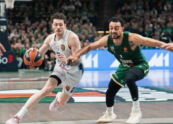 Anadolu Efes, Zalgiris Kaunas'ı 87-64 mağlup etti: 64-87