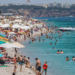 Antalya tatilini Ruslar 'sıcak', Almanlar 'serin' havada tercih etti