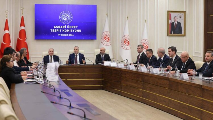 Asgari Ücret Tespit Komisyonu'nun üçüncü toplantısı bugün