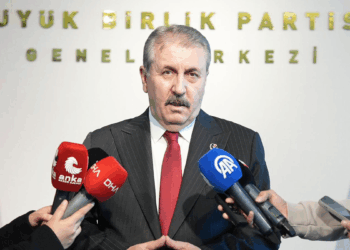 Asgari ücret net yüzde 50 artırılmalıdır