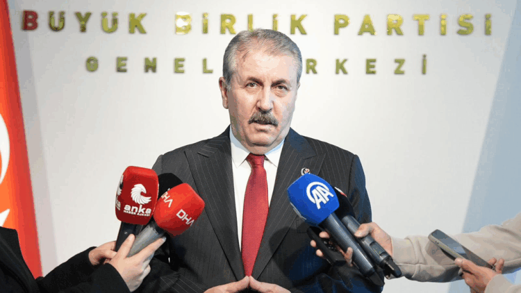 Asgari ücret net yüzde 50 artırılmalıdır