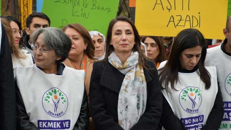 Asgari ücretin 46 bin lira olarak belirlenmesini istiyoruz