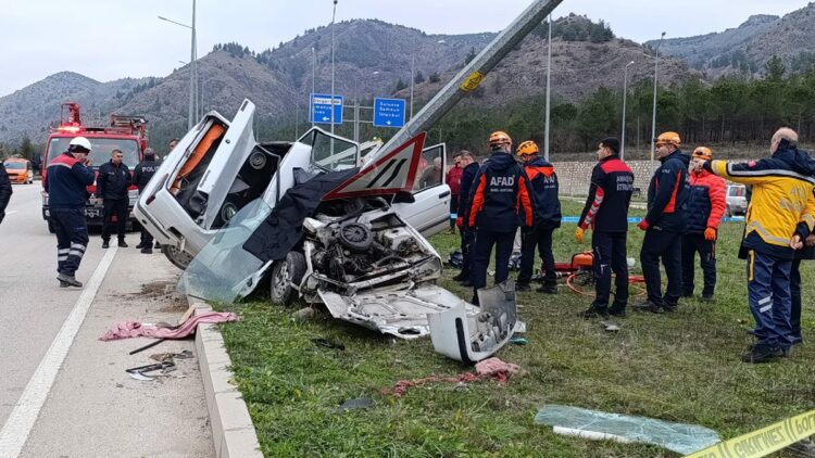 Avukat Erhan Şahiner, duruşmaya giderken kazada öldü