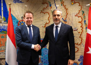 Hakan Fidan, Hollanda Dışişleri Bakanı ile görüştü