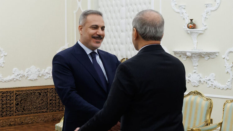 Hakan Fidan İran Cumhurbaşkanı ile görüştü