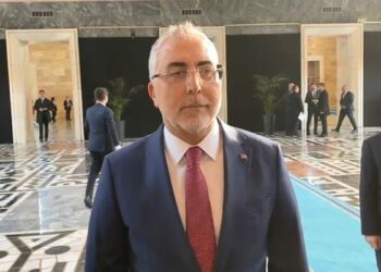 Bakan Işıkhan'dan asgari ücret açıklaması; Rakam konuşmak için erken