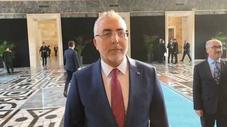 Bakan Işıkhan'dan asgari ücret açıklaması; Rakam konuşmak için erken