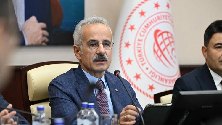 Bakan Uraloğlu duyurdu: Yeni yılda köprü ve otoyol ücretlerine zam!