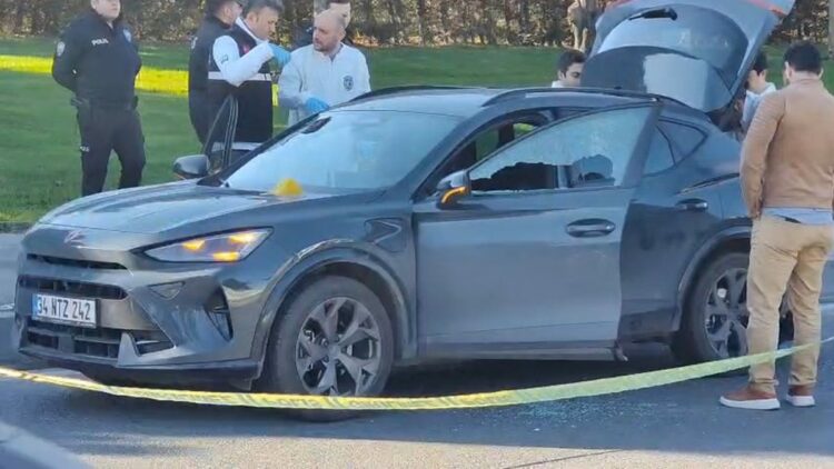 Bakırköy'de otomobile silahlı saldırı: 1 ölü