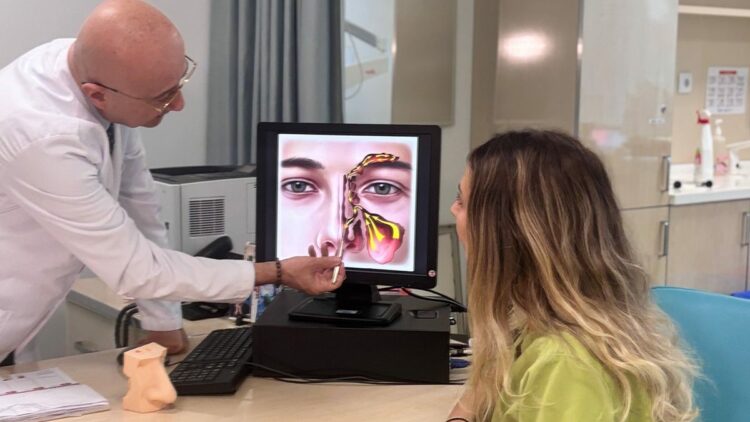 Balon yöntemi sinüzit ameliyatlarında komplikasyon riskini en aza indiriyor