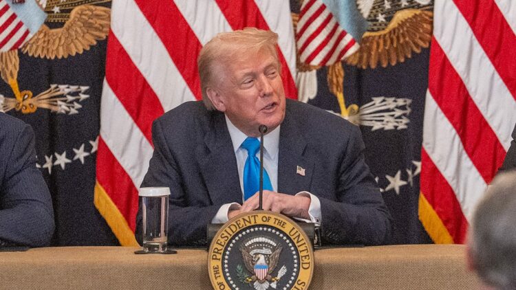 Ben akıllı bir sesim ve dinlenmeliyim