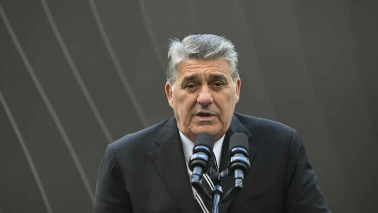 Beşiktaş'ın borcu 22 milyar TL' yi aştı