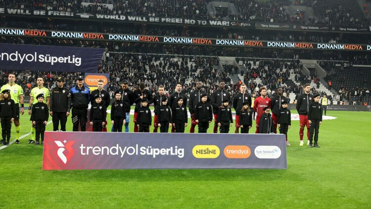 Beşiktaş’tan Gaziantep FK maçının hakemlerine tepki