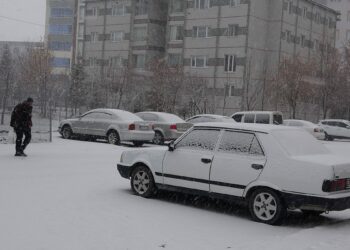 Bitlis'te eğitime 1 gün ara verildi; İşte o ilçeler