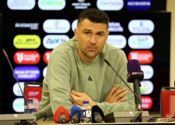 Burak Yılmaz istifa etti