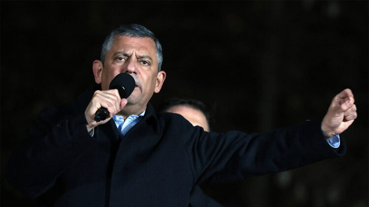 Türkiye'ye ses veriyoruz; geçim yoksa seçim var