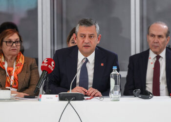 Özgür Özel Brüksel'de Avrupa Sosyalist Partisi Liderler Toplantısı’na katıldı
