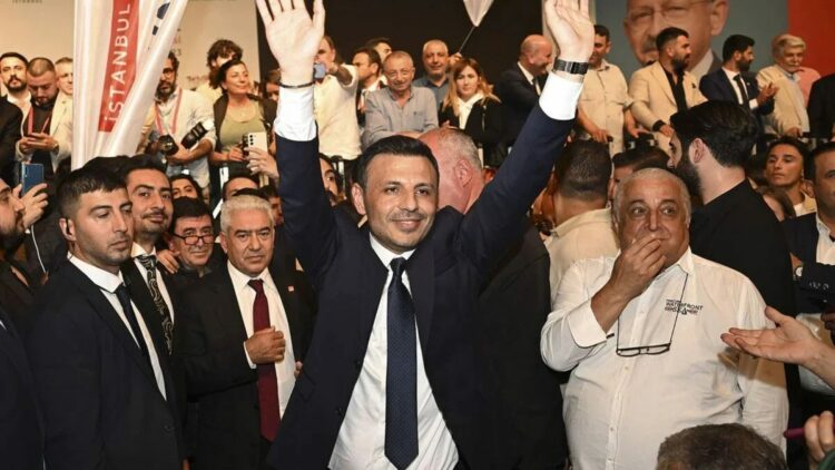 CHP İstanbul İl Kongresi davasında ret kararı usulden bozuldu